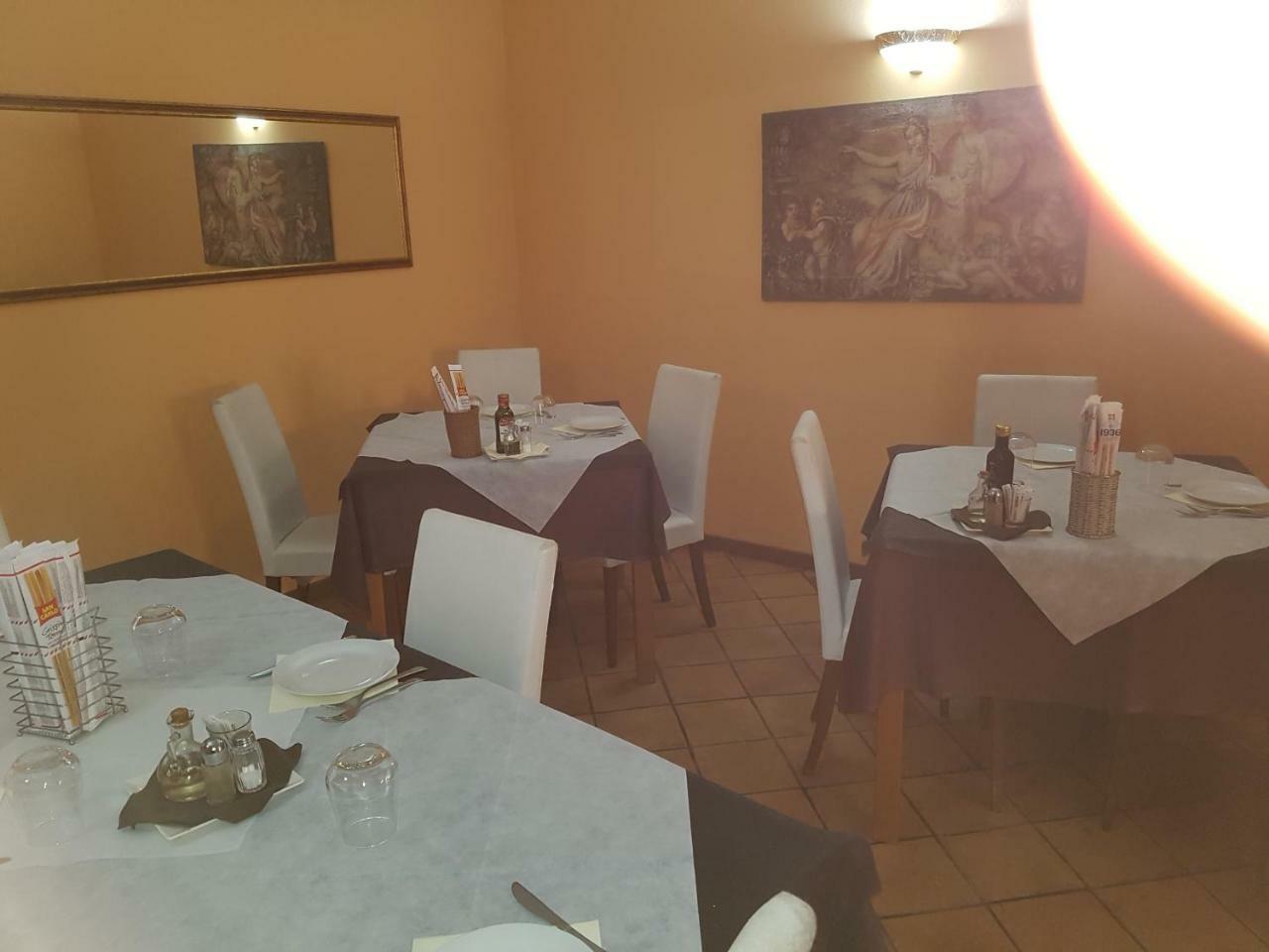 Albergo Ristorante Al Gallo Sanguinetto エクステリア 写真