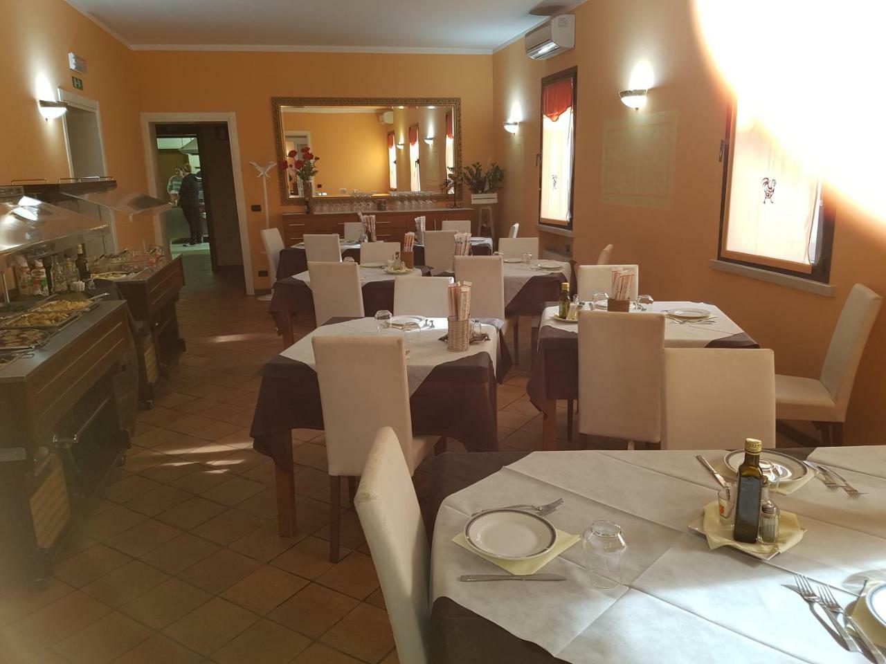 Albergo Ristorante Al Gallo Sanguinetto エクステリア 写真